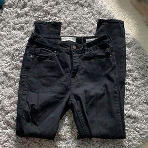 Hugh rise skinny black jeans